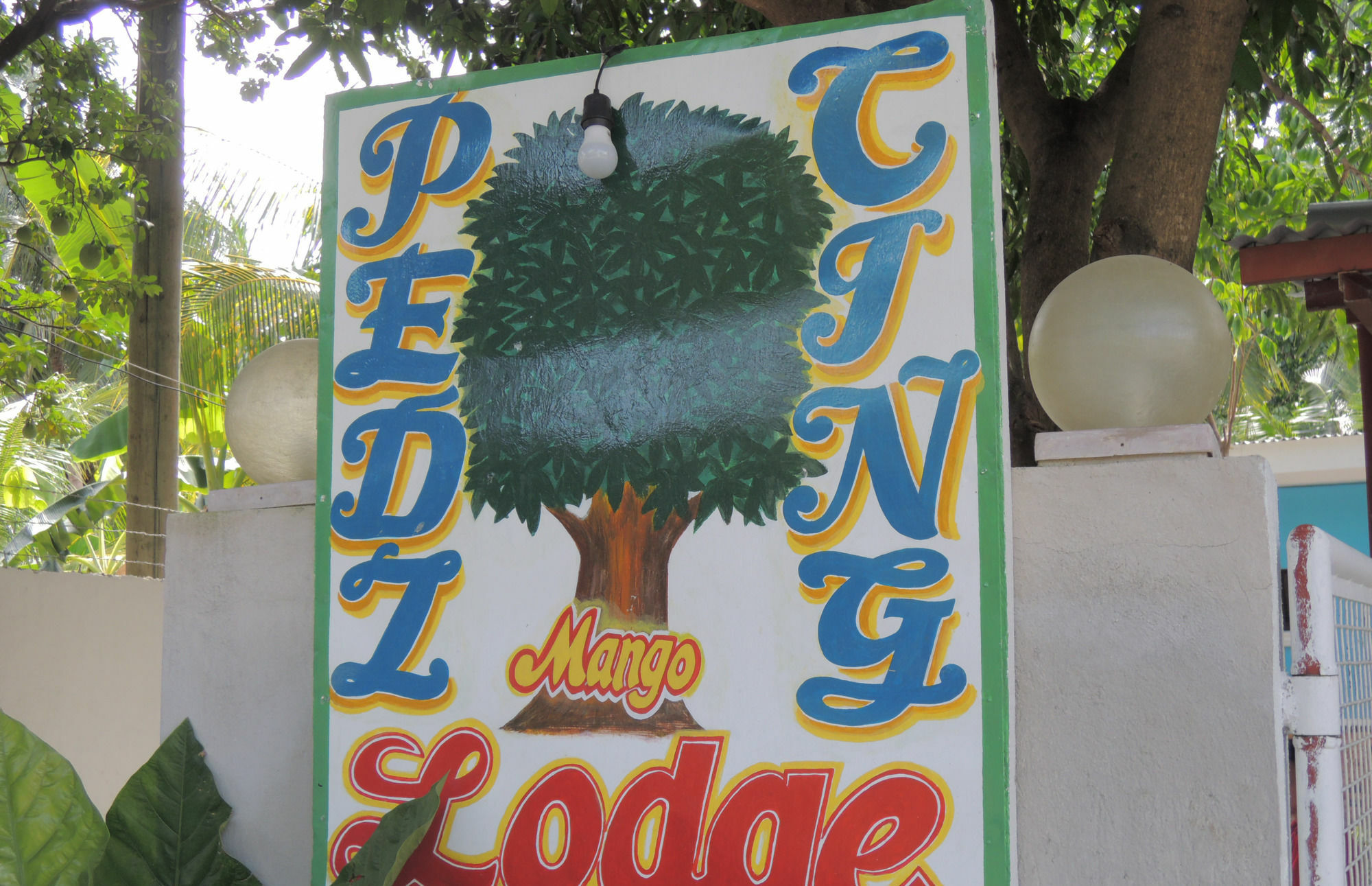 Pedz Cing Mango Lodge Oslob Exterior photo